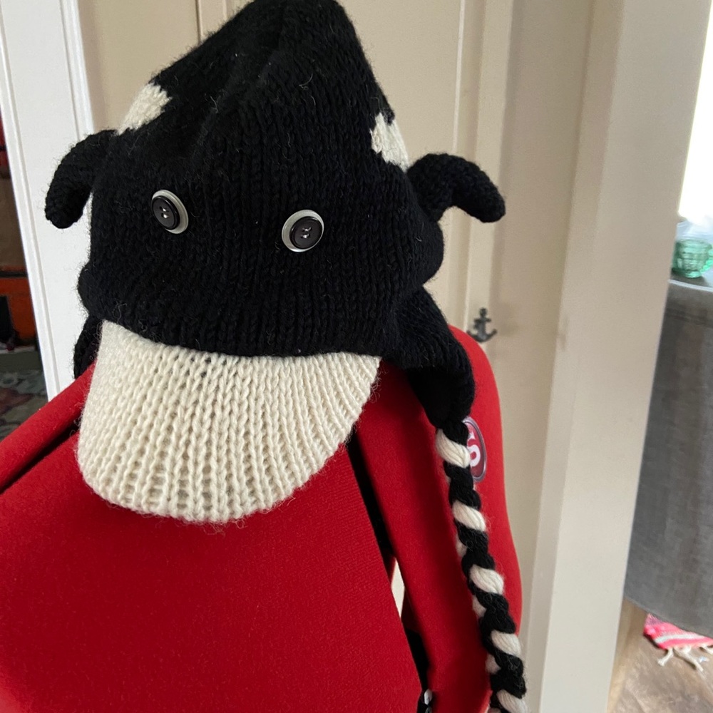 Hat - Picture 2 of 3